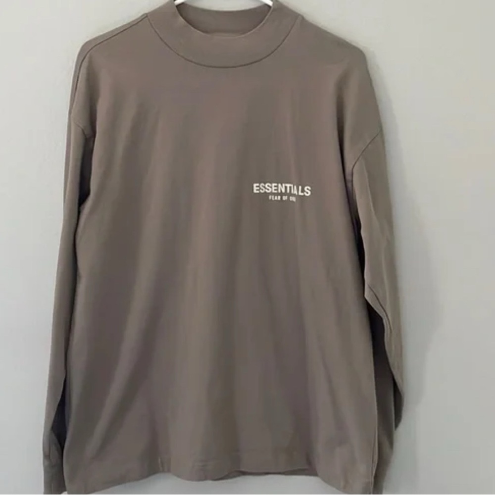 Fear of God Essentials Long Sleeve Shirt in Taupe sz Medium